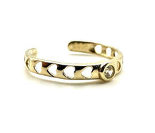 Load image into Gallery viewer, 9ct Gold Toe Ring Toe Ring 9ct Yellow Gold Solid Gold Easy Fit Crystal Heart