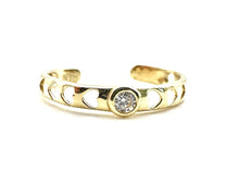 Load image into Gallery viewer, 9ct Gold Toe Ring Toe Ring 9ct Yellow Gold Solid Gold Easy Fit Crystal Heart