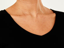 Load image into Gallery viewer, 9ct Yellow Gold EXTENDABLE 0.5mm Diamond Cut Curb Chain 16"/40cm - 18"/45cm