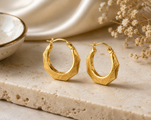 Load image into Gallery viewer, Creole Hoop Earrings 9ct Yellow Gold Diamond Pattern 17mm Real Gold
