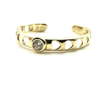 Load image into Gallery viewer, 9ct Gold Toe Ring Toe Ring 9ct Yellow Gold Solid Gold Easy Fit Crystal Heart
